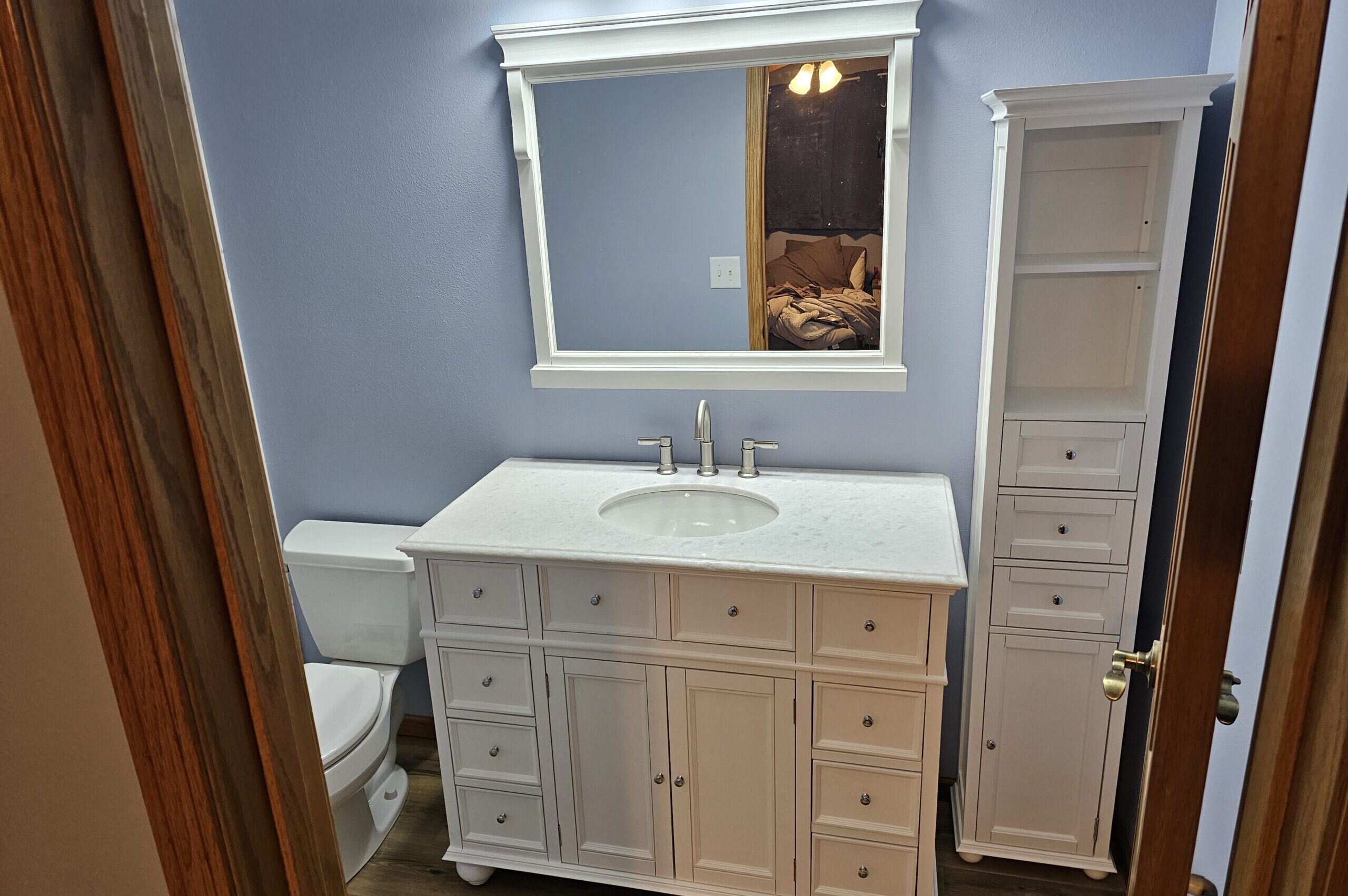 White Bathroom Vanity Cabinets